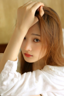 赤裸羔羊